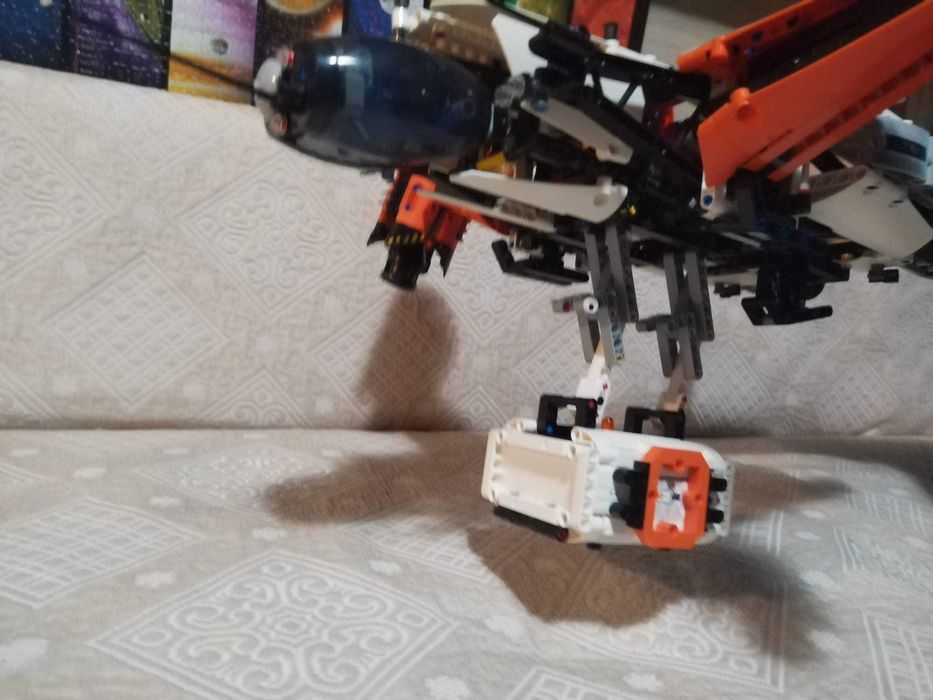 Lego navetă spațială 42181