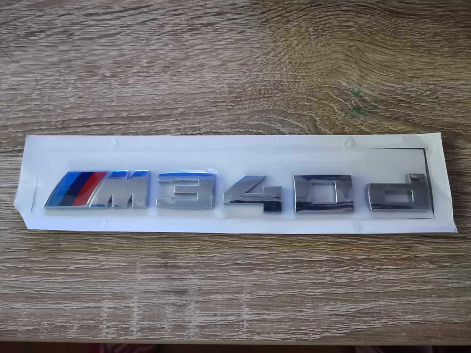 BMW М340d сребриста емблема лого