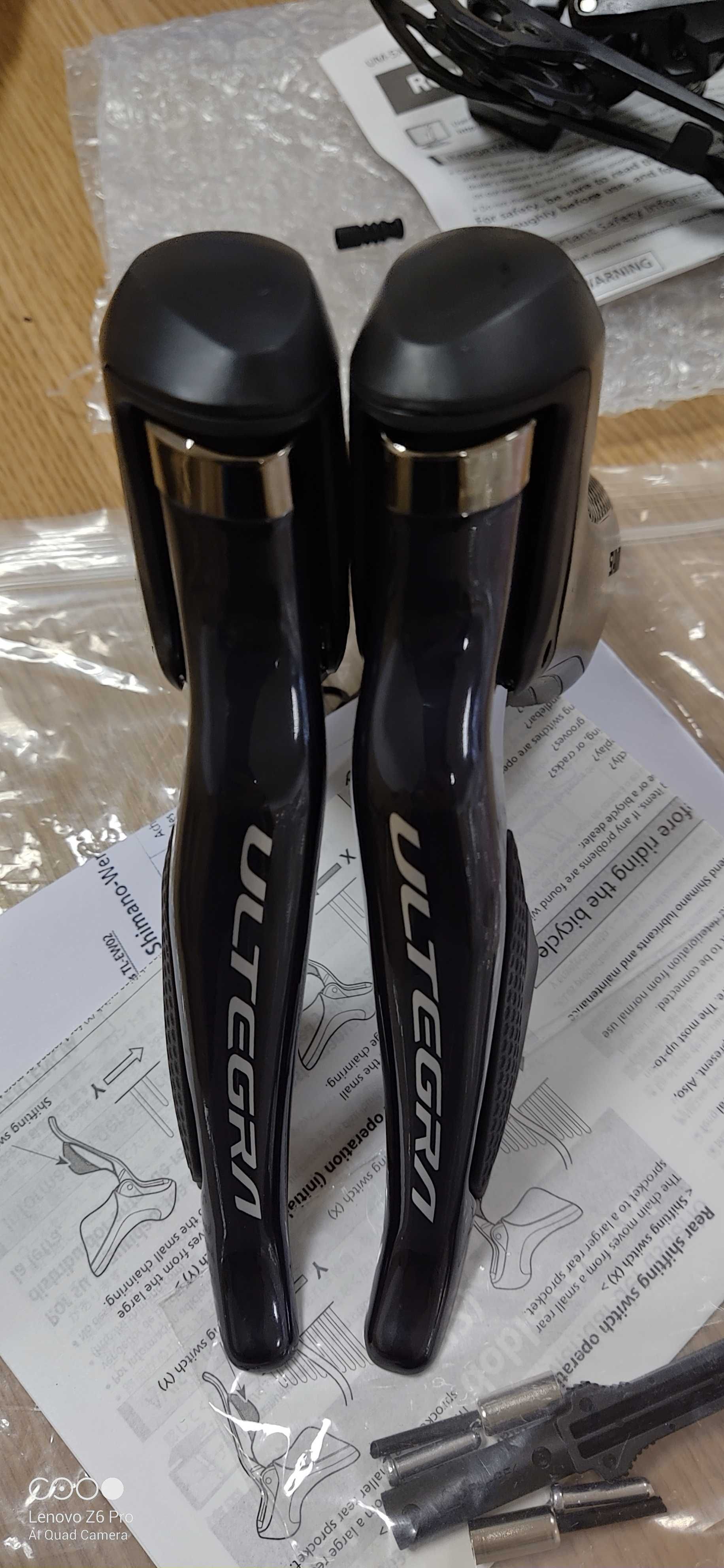 Команди Shimano Ultegra DI2 ST-R8050 2-/11-Speed SHIFT/BRAKE LEVERS