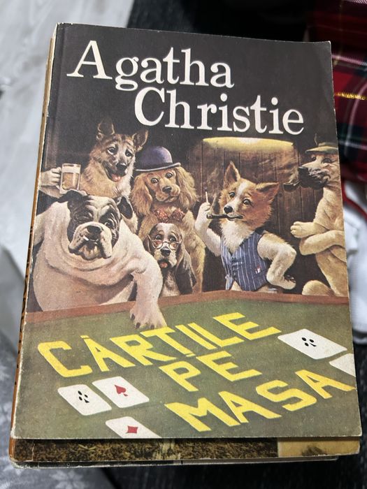 Carti vechi de vanzare