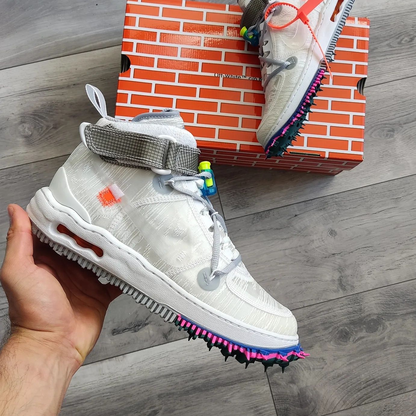 Nike AF1 Mid Off-White