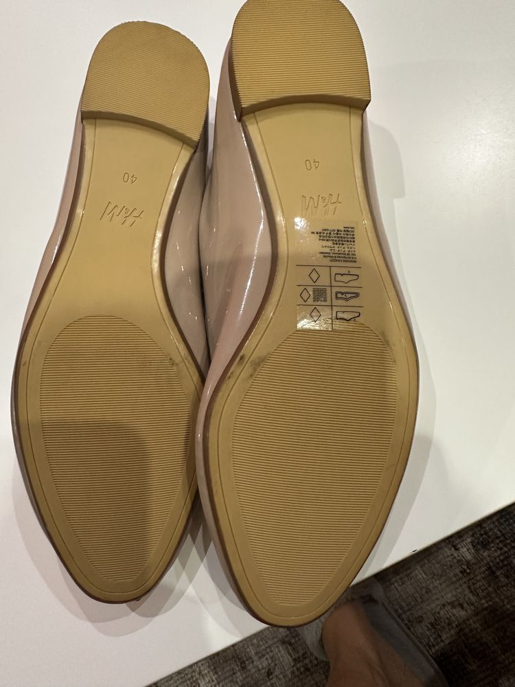 H&M Обувки тип пантофки 40