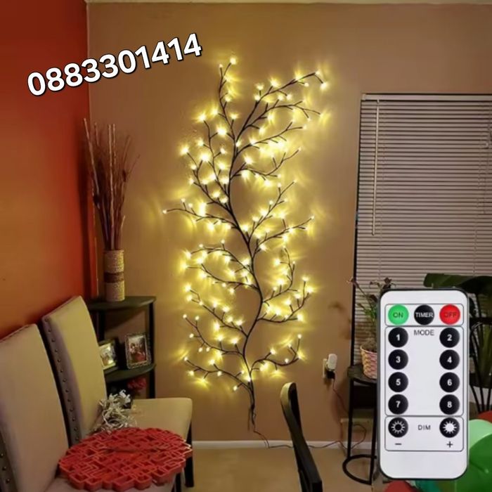 Светещо дърво за стена Лампички с дистанционно управление