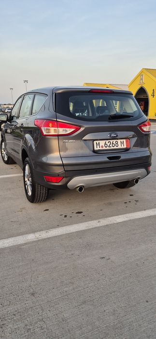 FORD Kuga Titanium  4×4 , An fab 2015 , 150 cp  .Manuala 6 trepte