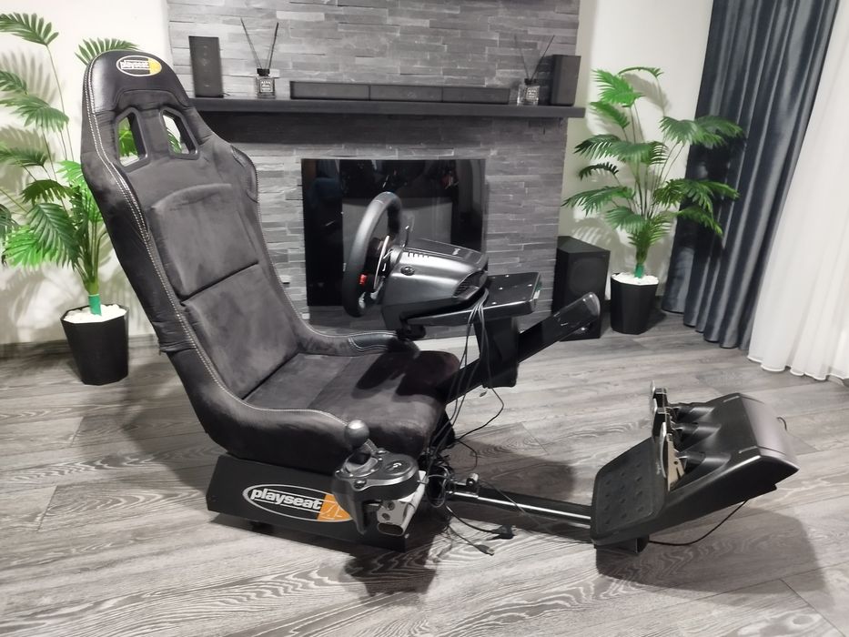 Playseat Evolution alcantara+volan Logittech G29+schimbator