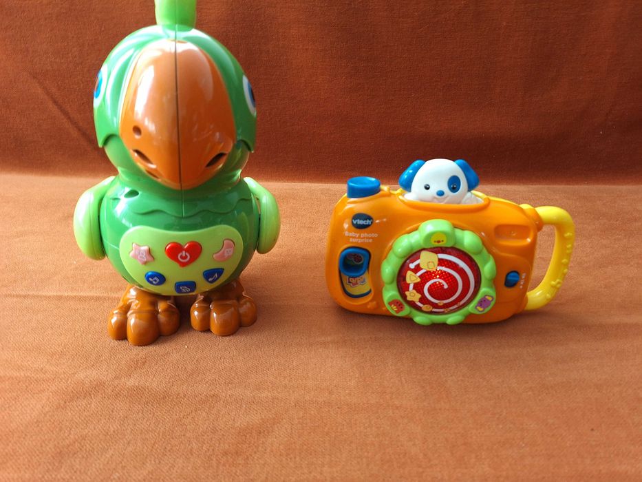 Set jucarii - Papagal vorbitor + Aparat foto 35 melodii