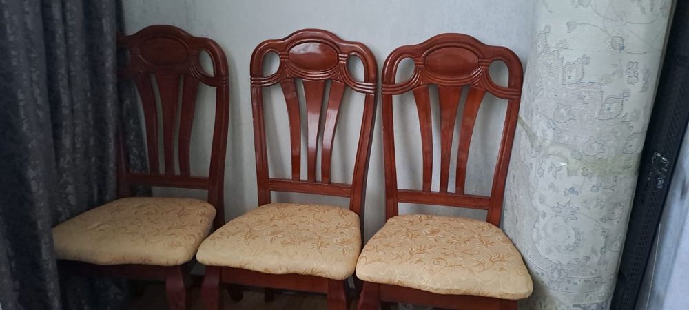 Продаются стулья