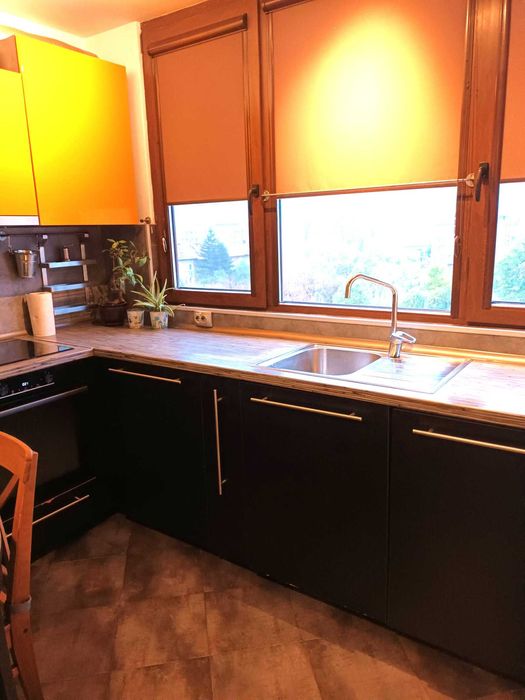 Продава тристаен апартамент в Христо Смирненски от собственик