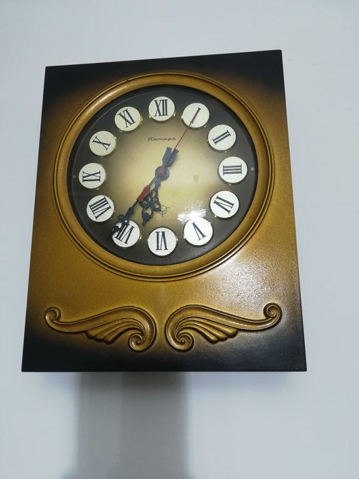 Часы настенные, наручные