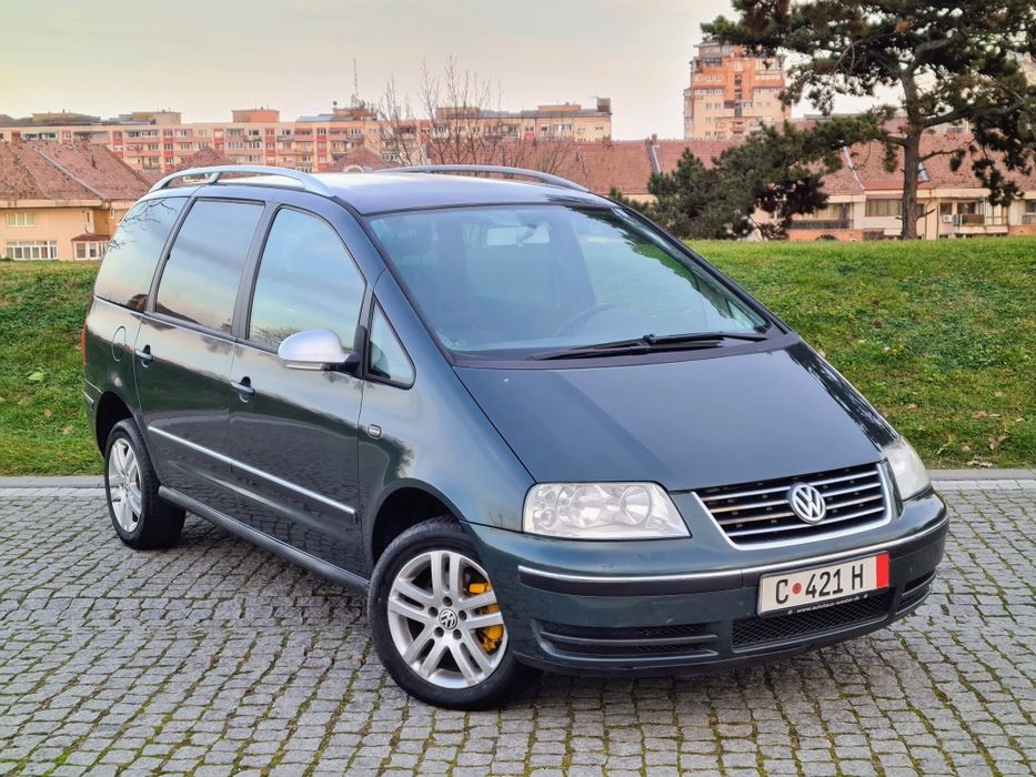 *Vând Vw Sharan 1.9 TDI 131/ 7 locuri  Matriculat Recent