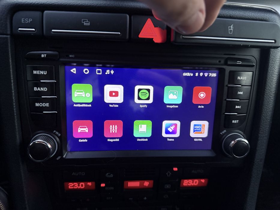 Auto navi audi a4 b7