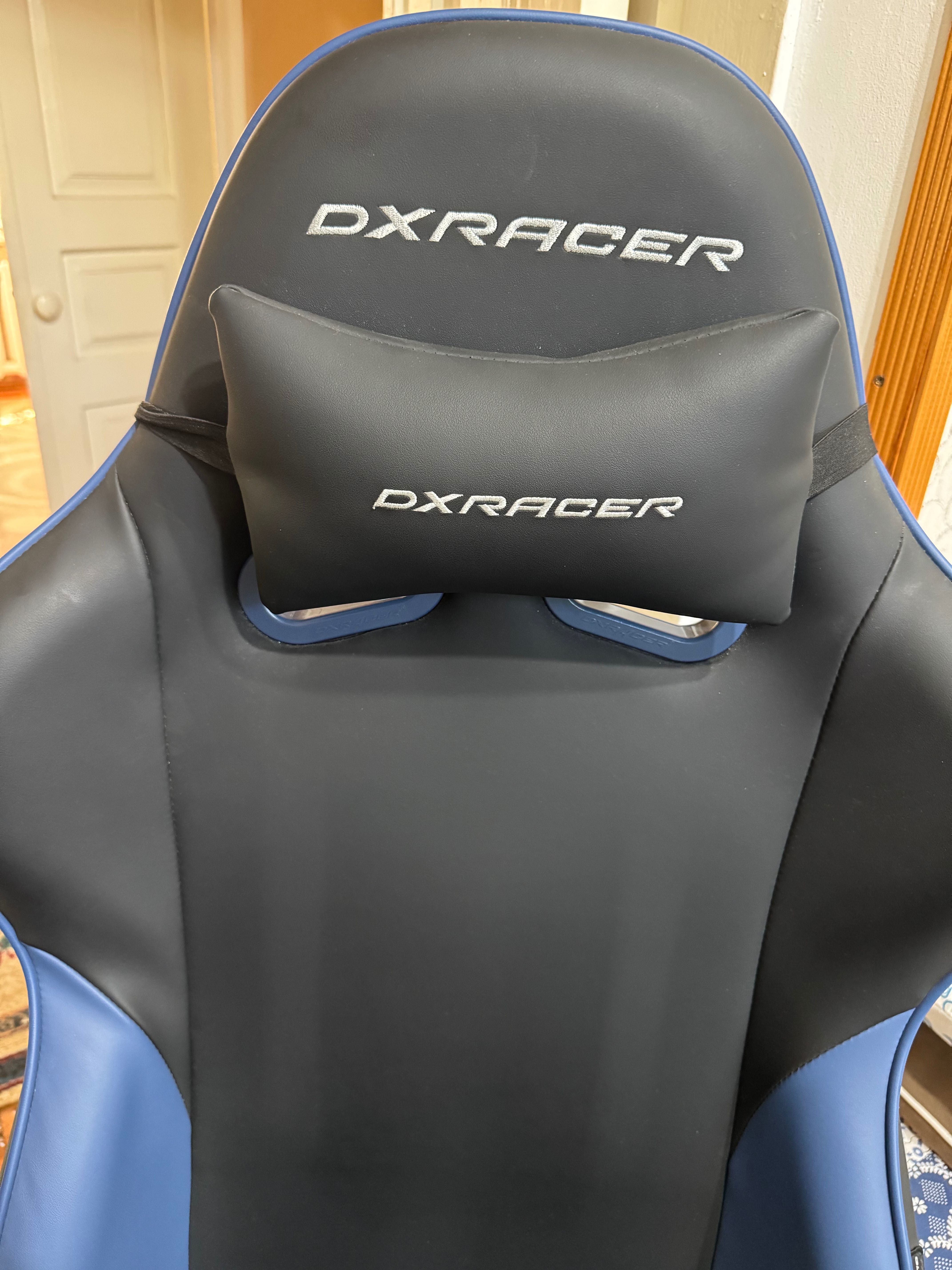 Кресло компьютерное игровое DX RACER