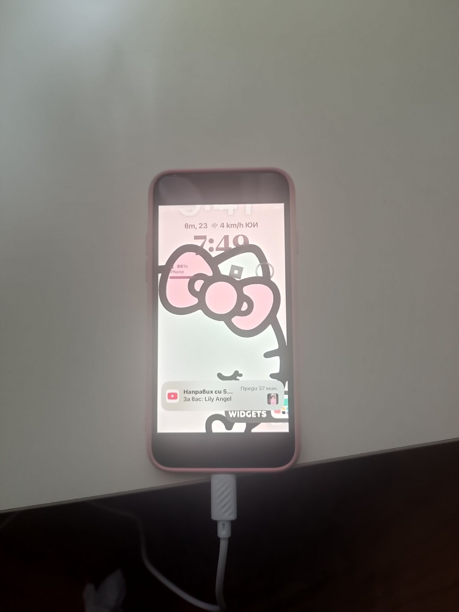 Iphon 8.черен цвят.