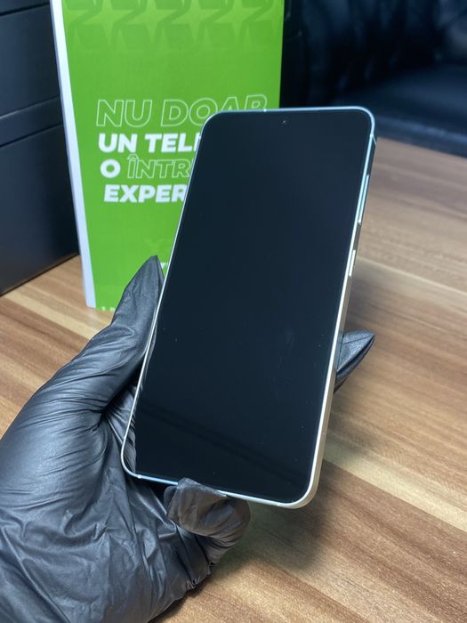 Samsung Galaxy S25 / Garanție 24 luni / 128 Gb / Ca nou|