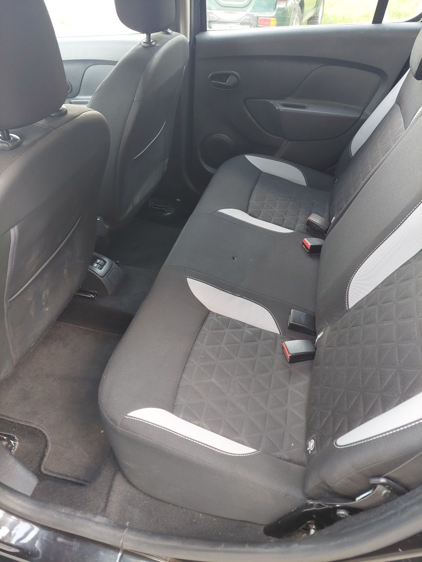 Dacia Sandero Stepway/ An 2014/ 1.5Diesel