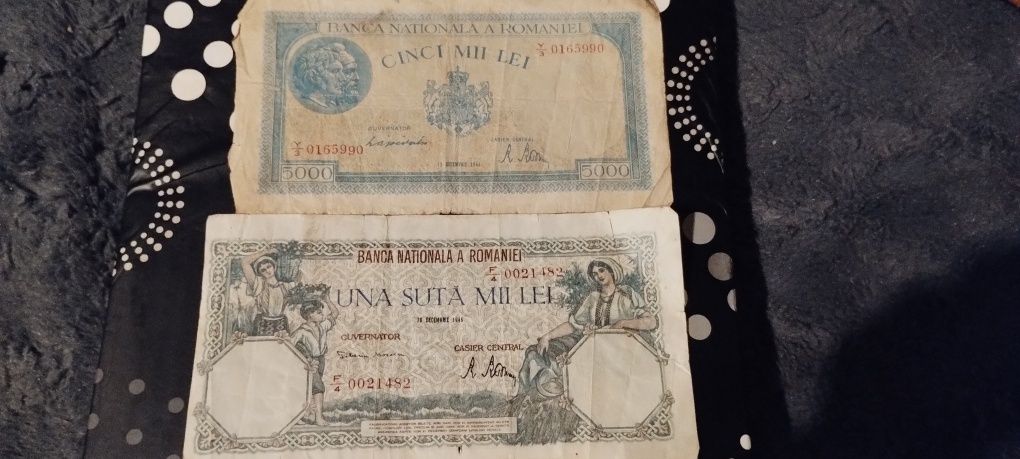 Vînd  bancnote  românești