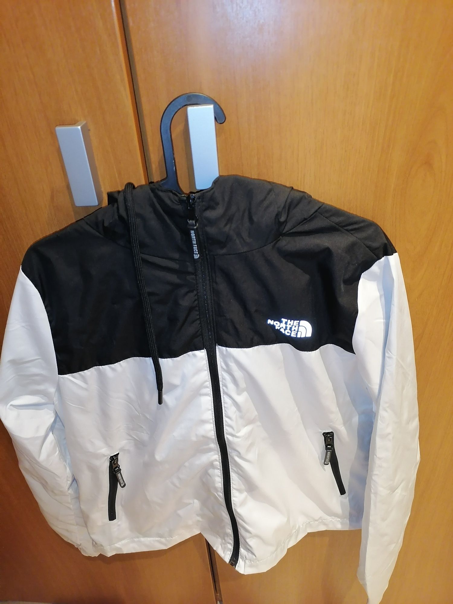 Ново дамско горнище бяло, черно The North Face размер S, M, L