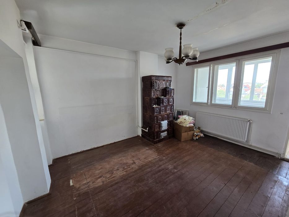 Apartament 4 camere zona centrala Ploiesti