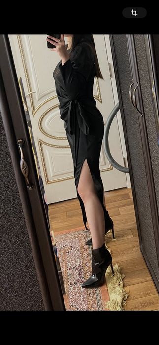 Вечерние платья черного цвета размер  М