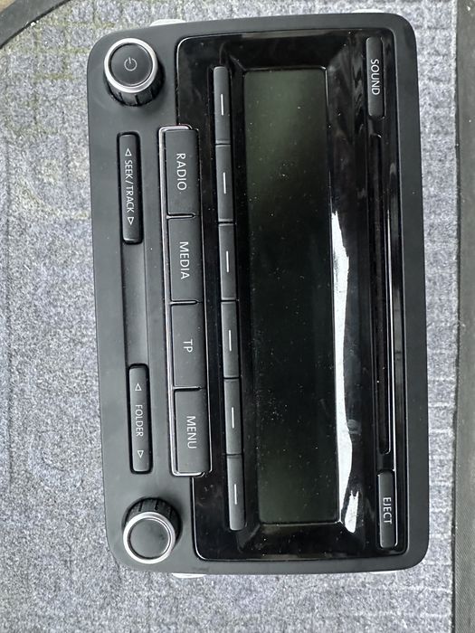 Vand radio/cd original de VW pasat