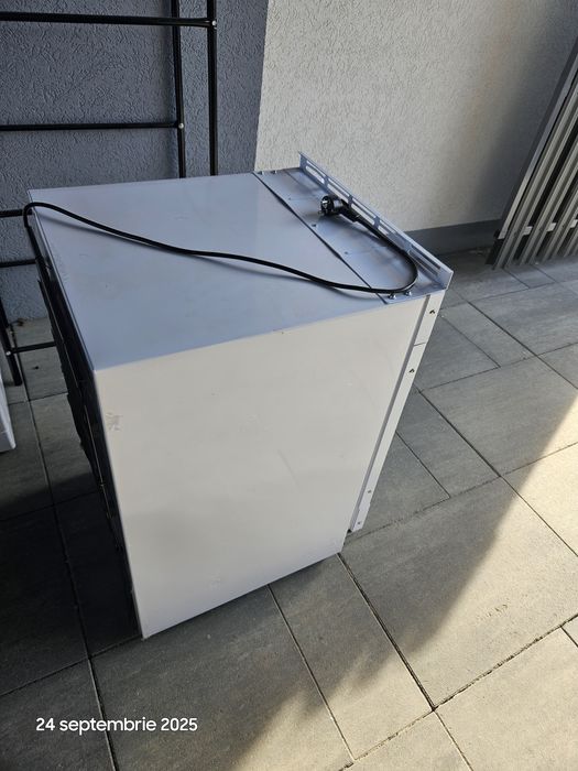 Frigider Amica incorporabil