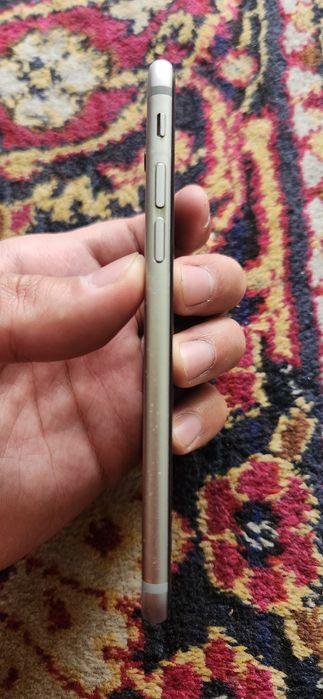 Iphone 6 yaxshi holatda