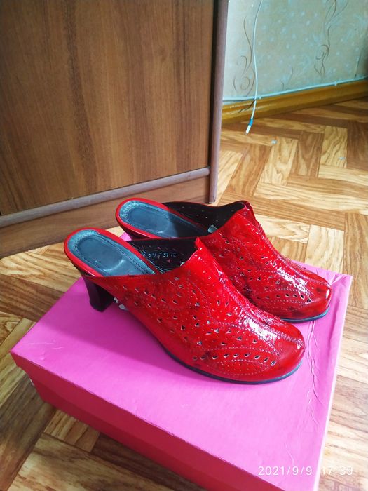 Босоножки Удобная обувь не большой каблучок