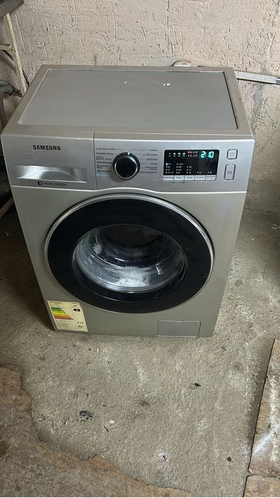 Продам стиральную машину