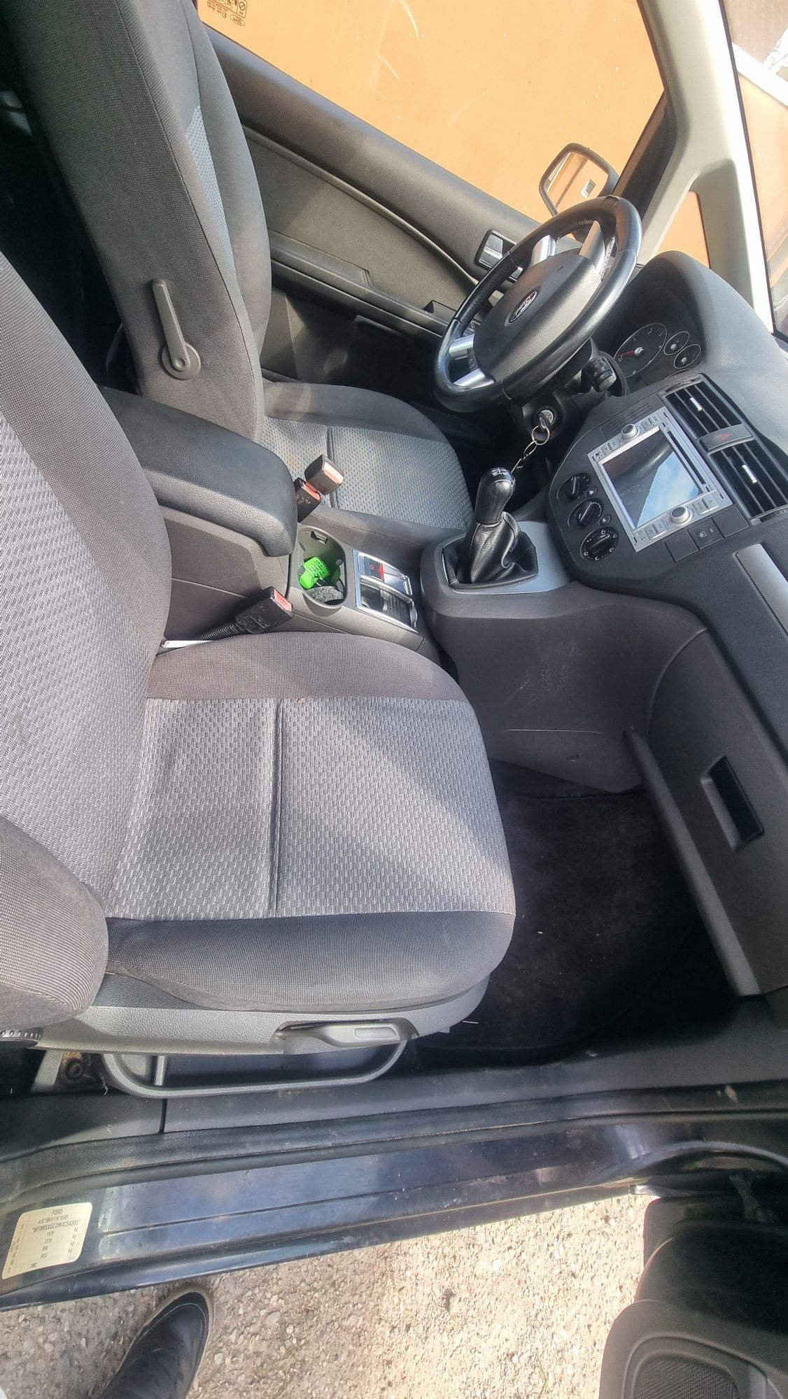 Vând sau dezmembrez ford focus C max 2001-2007 1.6TDCI