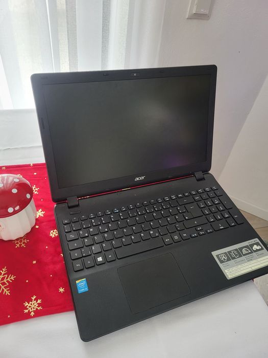 Laptop Acer ES1-571 piese lipsa baterie