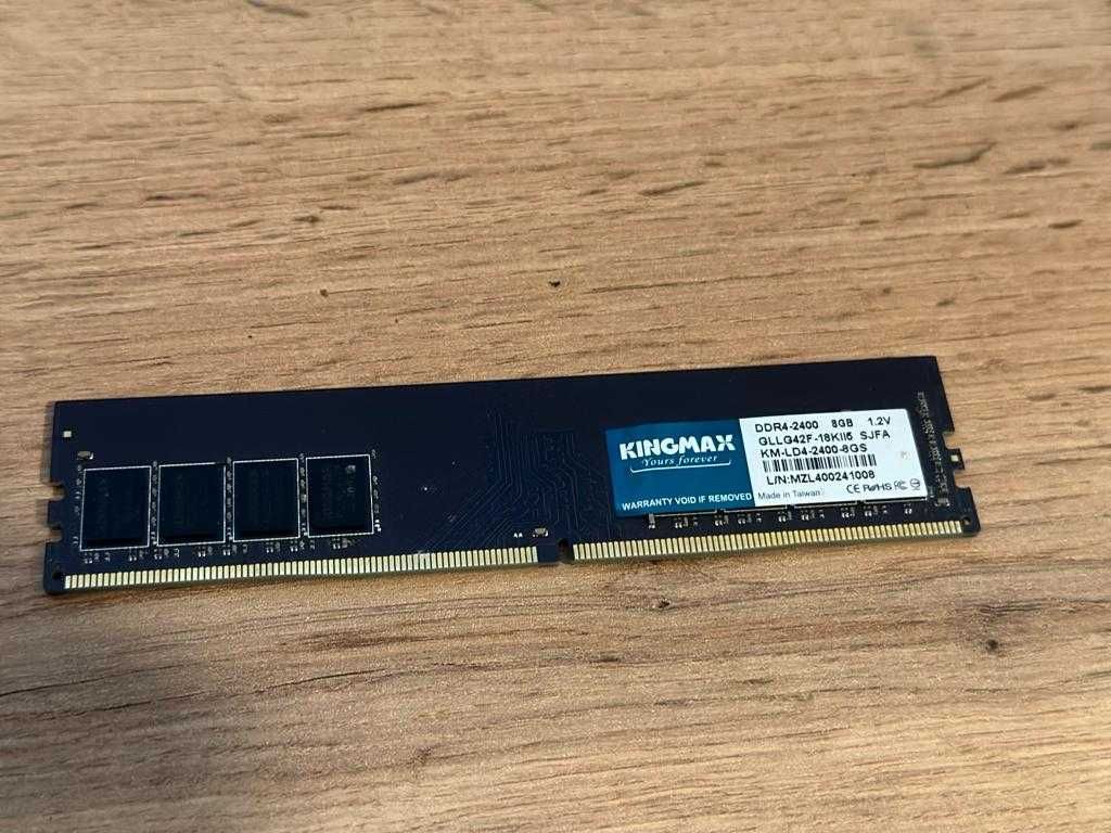 Placuta ram DDR4 2400 8 gb 1.2v -