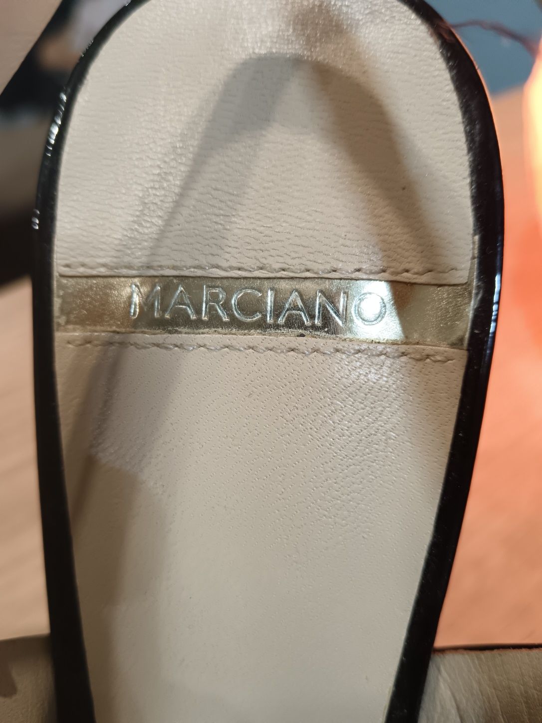 Дамски сандали  Guess Marciano