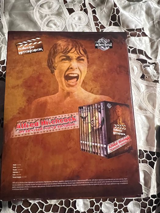 10 DVD - colecția „Alfred Hitchcock – Maestrul suspansului”