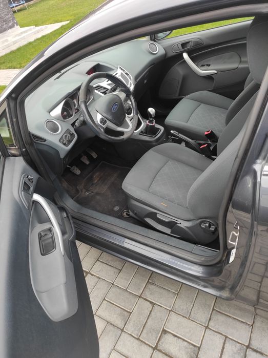 Ford Fiesta Coupe – Ghia – 1.6 Diesel 95 CP