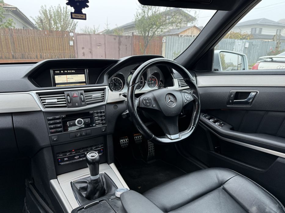 Mercedes E220 AMG Pack-2010-2.2 Diesel-170 CP-Manual 6+1