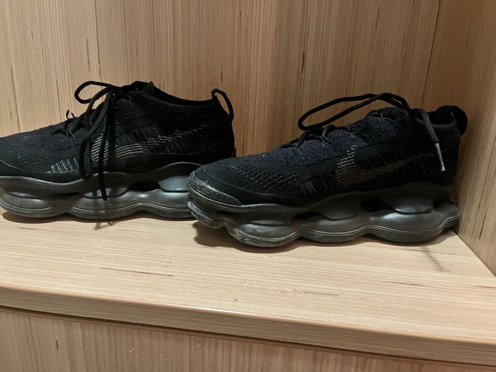 Nike scorpion черни