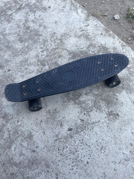 vand pennyboard,in stare buna.