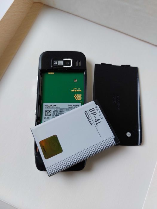 Nokia e52 negru metalic totul original decodat complet functional
