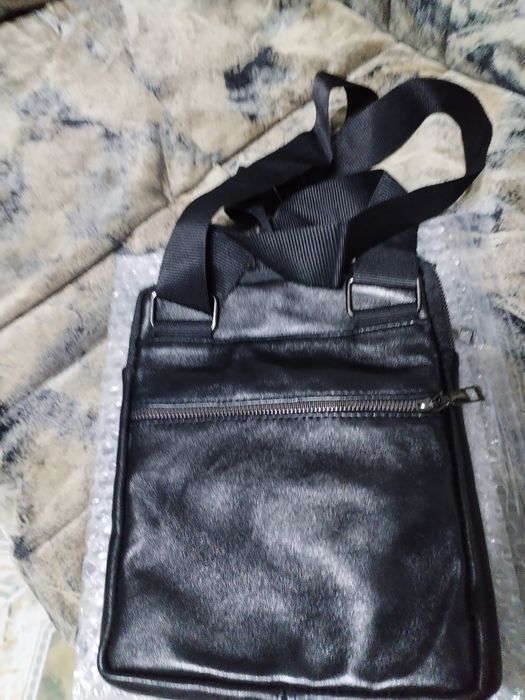 Borseta bărbați piele naturala,nouă.