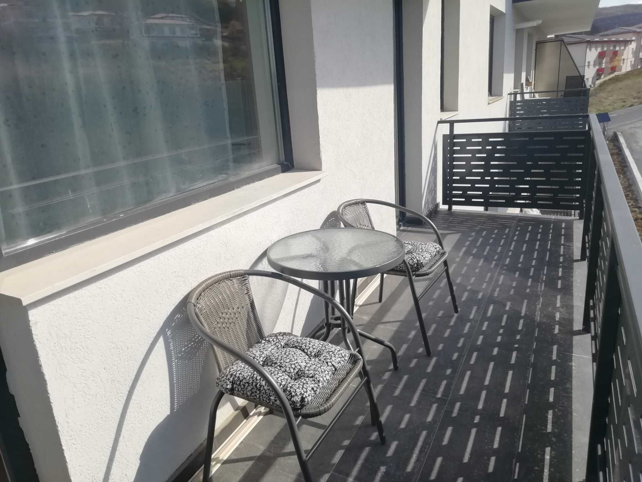 Apartament 2 camere de inchiriat in Floresti