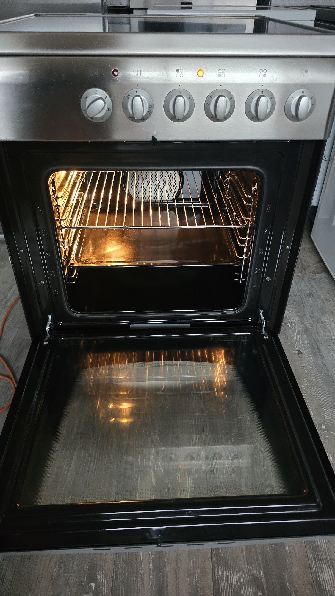 Печка Gorenje inox