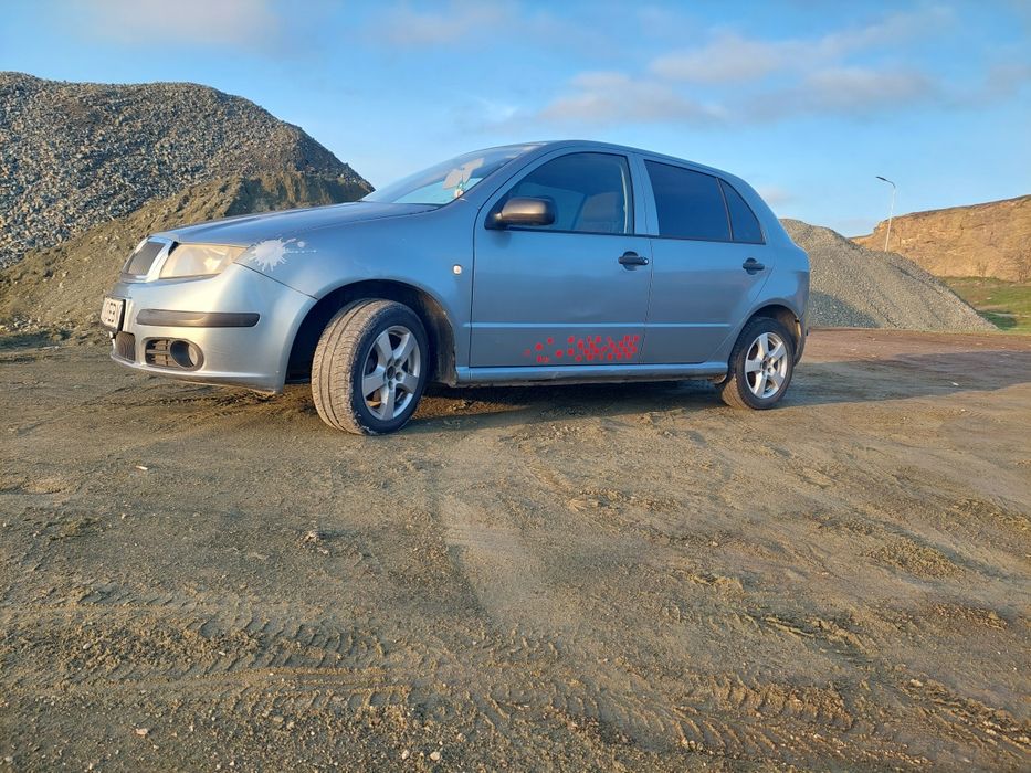 Vând Skoda Fabia