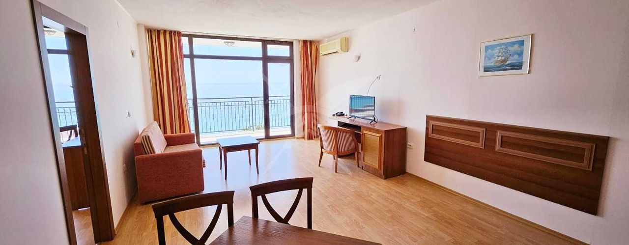 Продава се Двустаен апартамент в к.к. Слънчев бряг - 100 кв.м за 1130 €/кв.м - Снимка #4