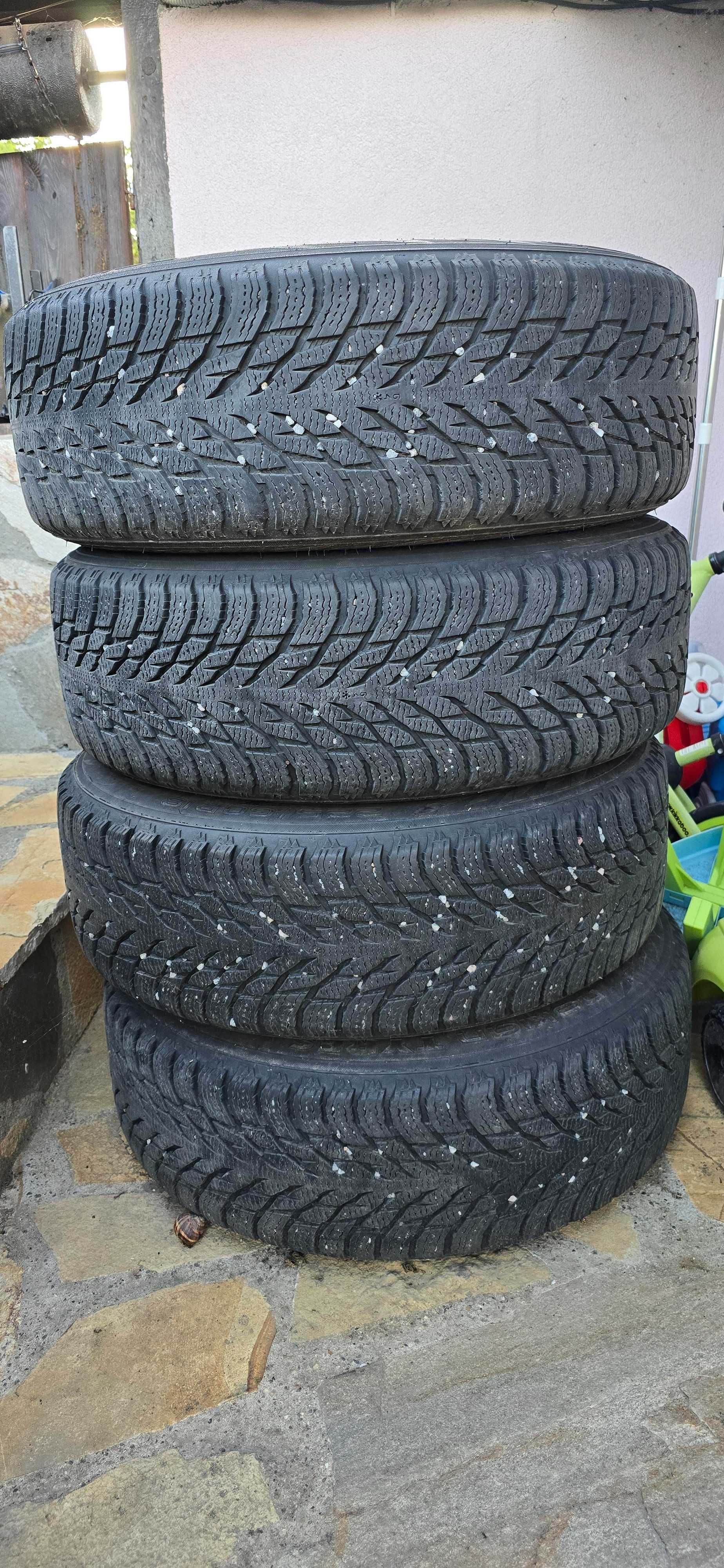 Джанти със зимни гуми 18" и датчици за Toyota Rav 4 2019 - 2024