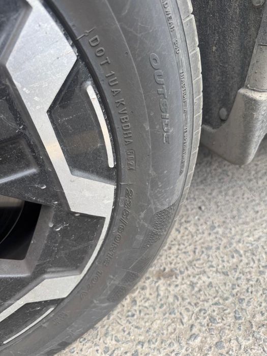 Резина зимняя на KIA R17