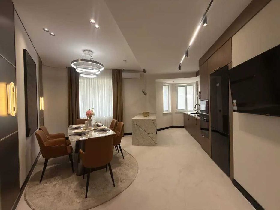 Элитная квартира ЖК Golden House Ц-2 4 комнатная 171м²