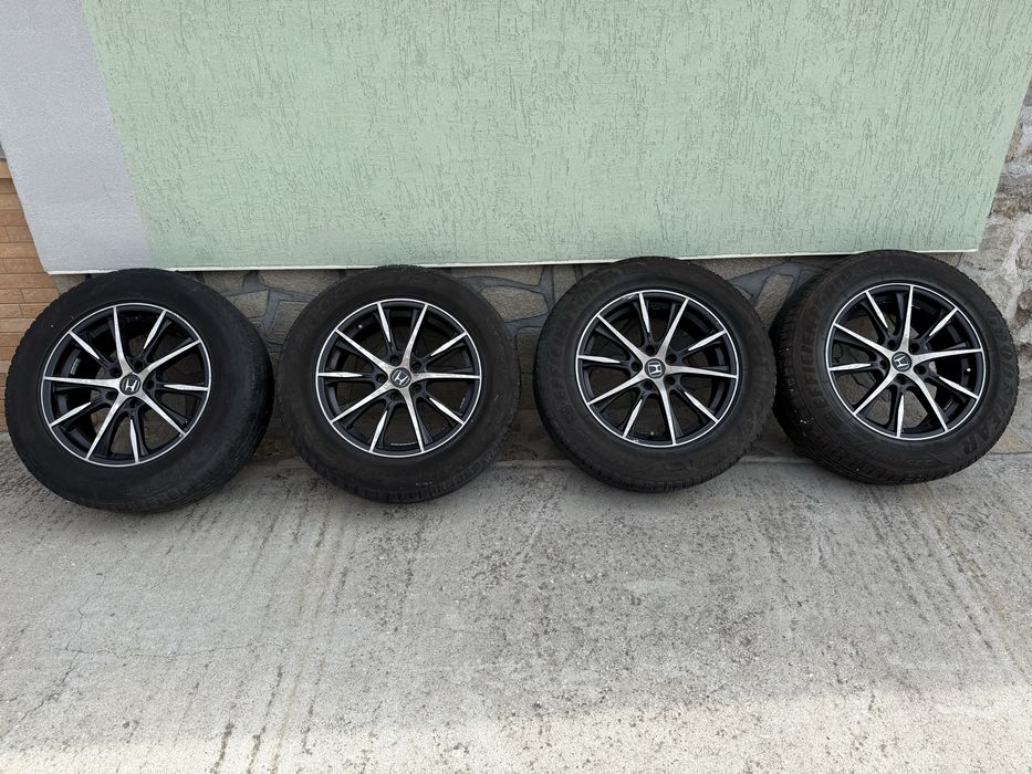 Продавам джанти с гуми 17-ки от Honda CRV 3