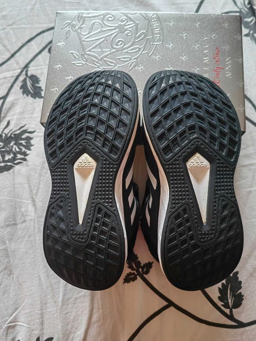 Маратонки за момче Adidas