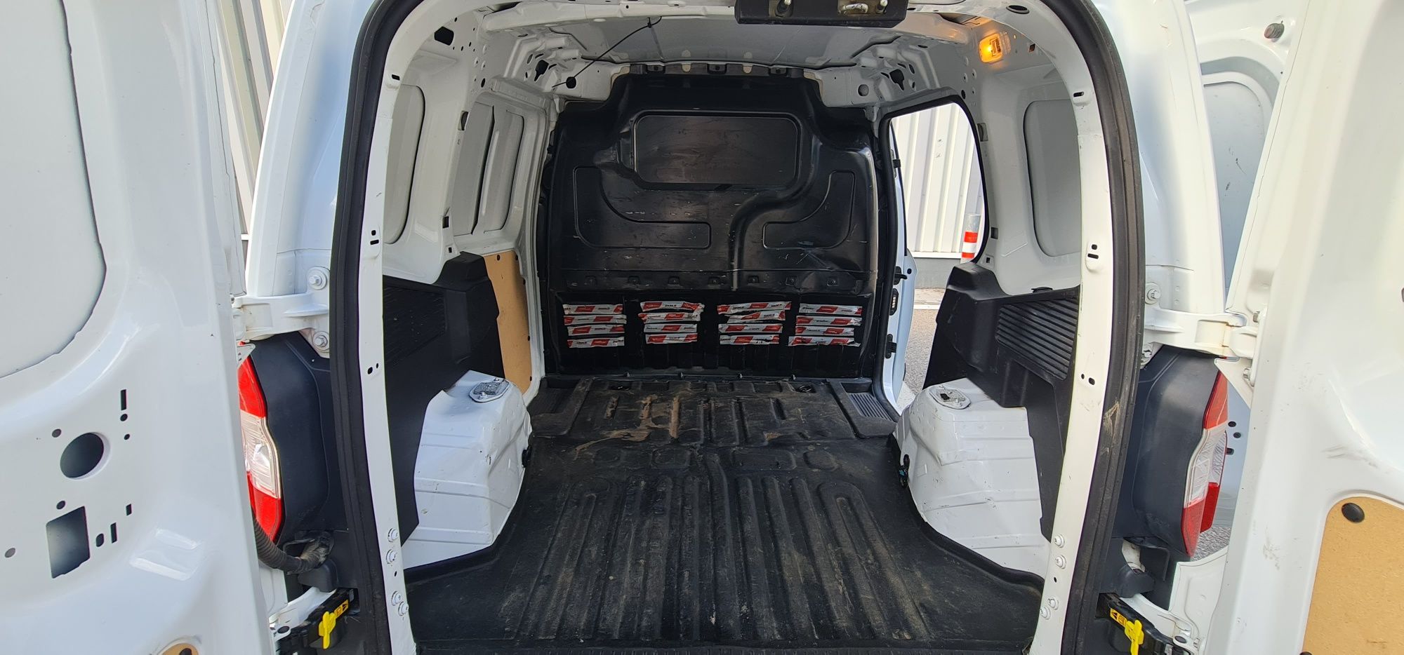 Ford Transit Courier 1.5 diesel 2017