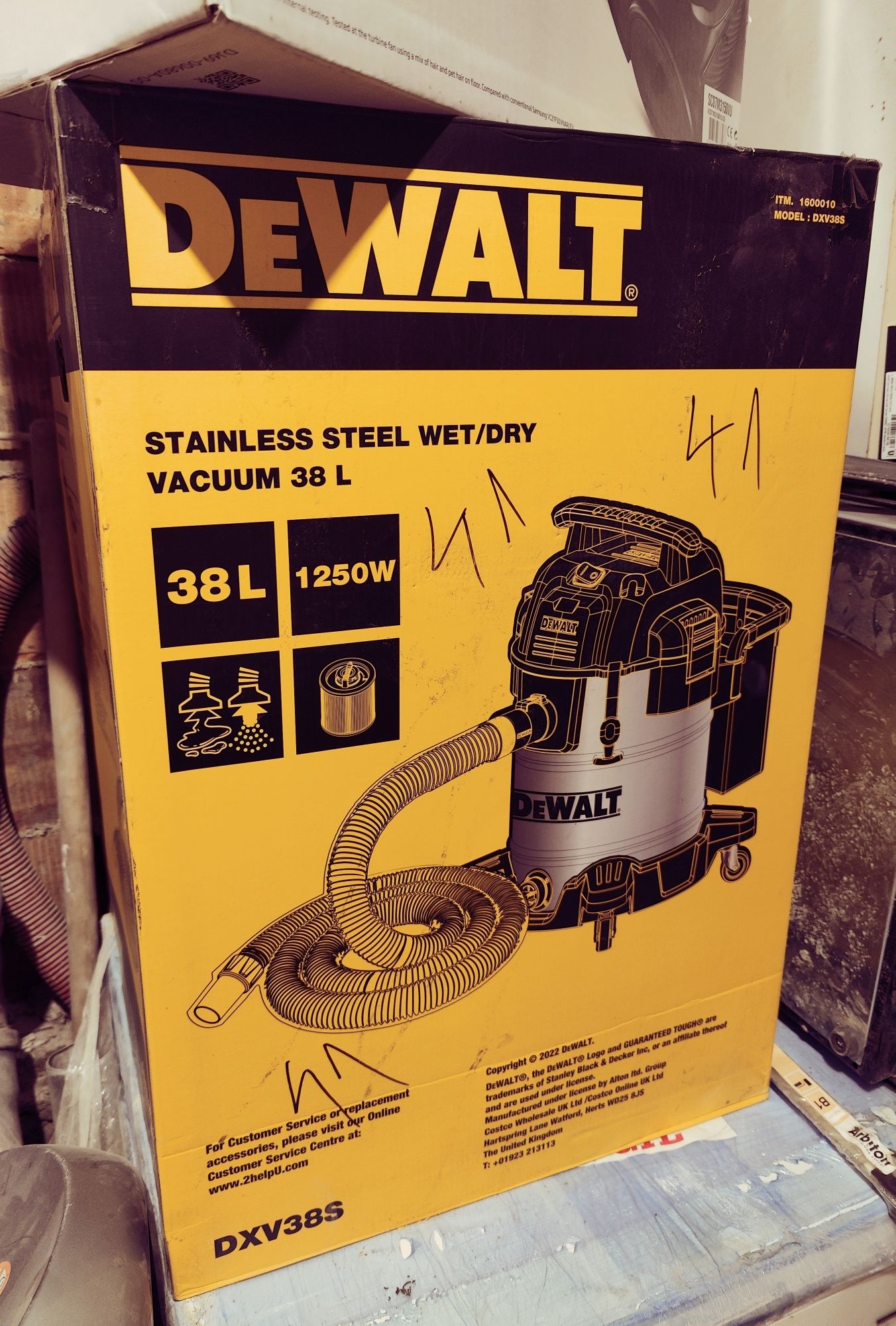 DEWALT DXV38S Aspirator industrial umed și uscat nou in cutie